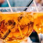 аспирин при похмелье, можно ли пить аспирин при похмелье, дозировка аспирина при похмелье, аспирин помогает при похмелье, сколько аспирина пить при похмелье, аспирин от головной боли при похмелье, как быстро снять похмелье, как снять синдром похмелья в домашних условиях, похмелье, что такое похмелье, ацетилсалициловая кислота при похмелье, симптомы похмелья, похмельный синдром, ацетилсалициловая кислота, аспирин, таблетки от похмелья, сколько таблеток аспирина пить при похмелье