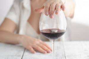 Плюсы отказа от алкоголя: 6 главных причин