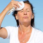 Усиленная потливость лица у женщины