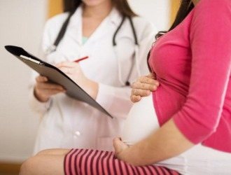 В период беременности, грудного вскармливания и детям в возрасте до 18 лет Эрбисол следует назначать под наблюдением врача